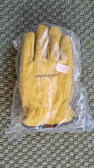 Guanti invernali in pelle gialla