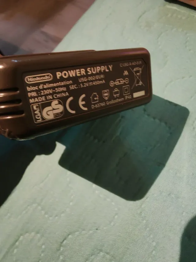 Nintendo DS Lite Rosa + 22 Juegos