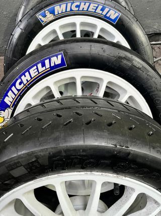 4 Michelin Pilot Sport R 195-45-16