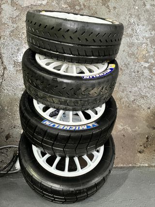 4 Michelin Pilot Sport R 195-45-16