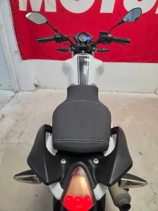 Keeway RKS 125 Blanca