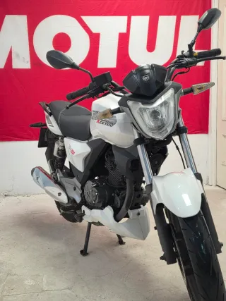 Keeway RKS 125 Blanca