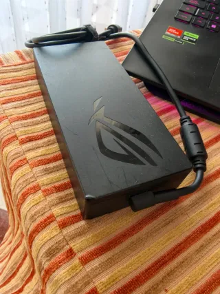 ASUS G733PY RYZEN 7945HX RTX 4090 64GB RAM 1TB