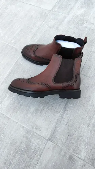 Botin Picado Piel Marrón Álvaro Moreno Talla 43