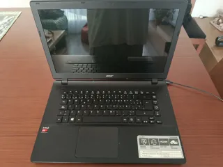 Acer Aspire ES 15 Portátil