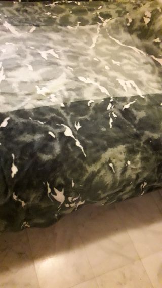 Manta de forro polar gtis y negro