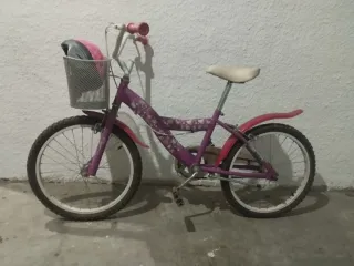 Bicicletta Viola per Bambina con Cestino