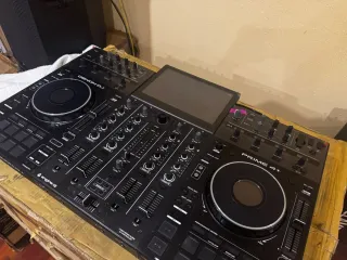 Mesa DJ Denon DJ Negra