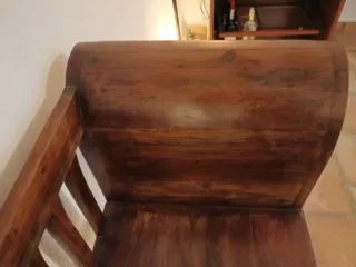 Banco de madera maciza