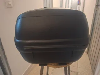 Baúl Givi 30L Monolock