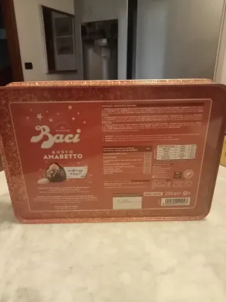 Scatola di latta Baci Gusto Amaretto