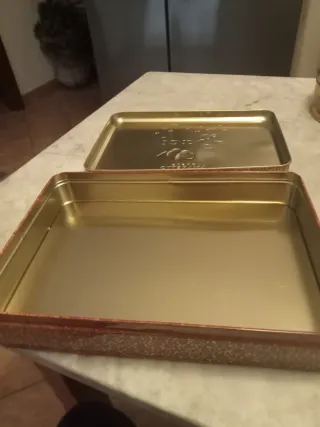 Scatola di latta Baci Gusto Amaretto