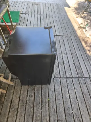 Armario refrigerador Lacor 28 botellas