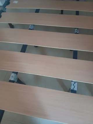 Somier 1.35x1.80 con 4 patas