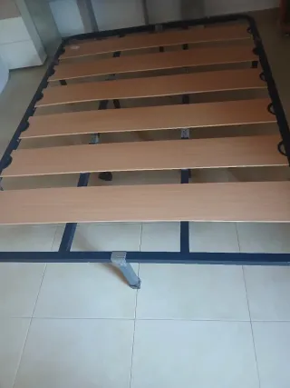 Somier 1.35x1.80 con 4 patas