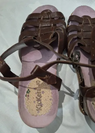 Sandalias cuña cuero marrón  talla 40