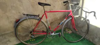 Bicicleta BH Clásica Ruedas 700