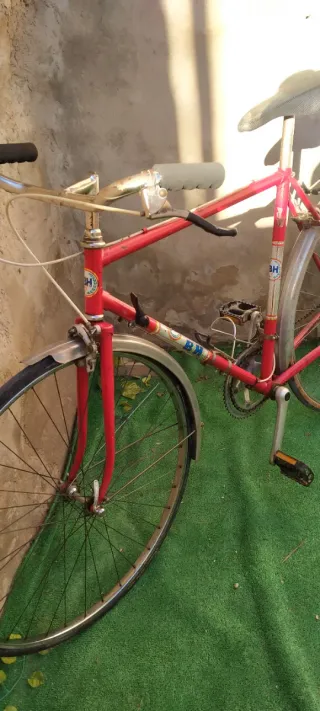 Bicicleta BH Clásica Ruedas 700