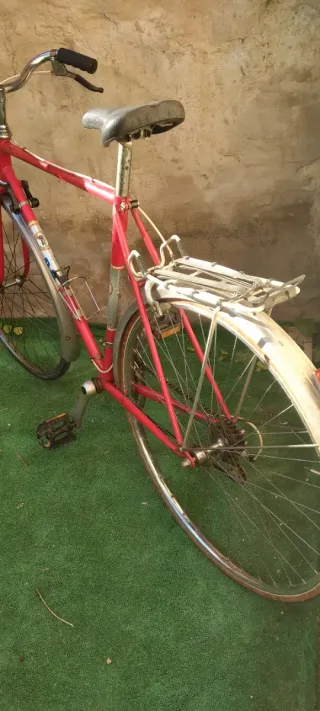 Bicicleta BH Clásica Ruedas 700