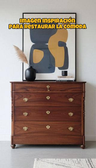 Cómoda antigua de nogal macizo S. XIX
