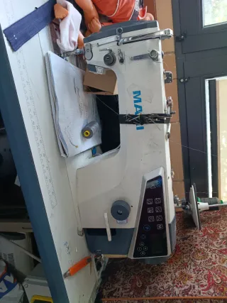 Máquina Remalladora 5 Hilos Casi Nueva