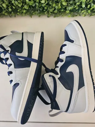 Zapatillas Jordan Niño Azul y Blanco