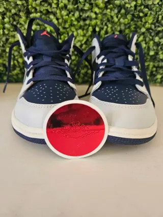 Zapatillas Jordan Niño Azul y Blanco