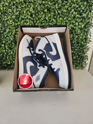 Zapatillas Jordan Niño Azul y Blanco