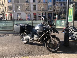 BMW R1200GS Adventure Negra - ohlins tope de gama