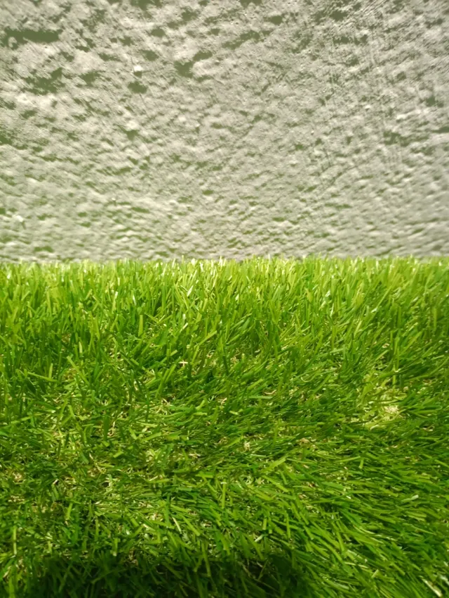 Césped artificial verde