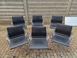 Vitra EA117 Sedia Ufficio Pelle Nera