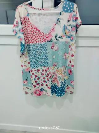 Lote 2 Camisetas Estampadas Flores
