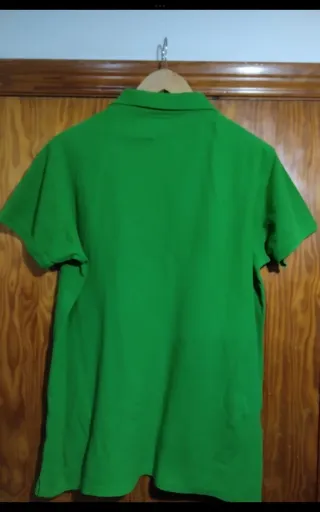 Bermudas CRZ y polo Roly 2x6€