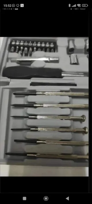 Caja de herramientas plegable