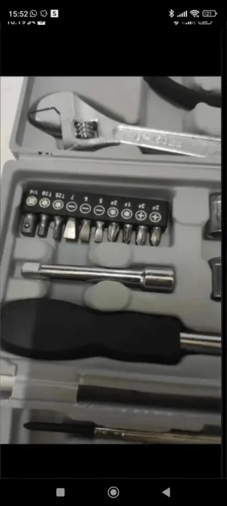 Caja de herramientas plegable