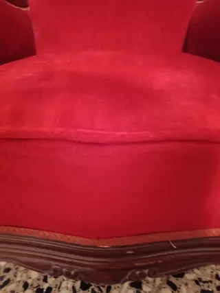 Butaca antigua terciopelo y madera