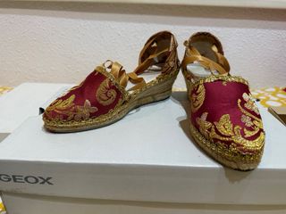 Traje de Fallera Rojo y Dorado adolescente