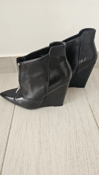 Botines Zara Tacón Punta Cremallera