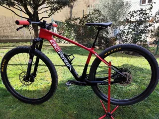 Bicicleta Berria Bravo Carbono 29 Talla (S)