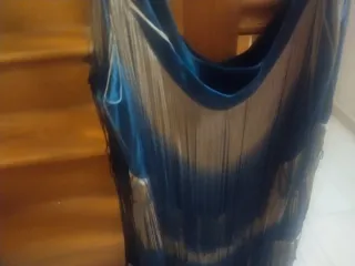Vestido de fiesta azul y dorado