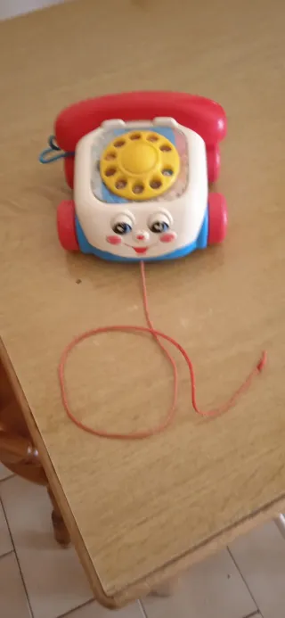 Telefono Giocattolo Fisher Price con rotella