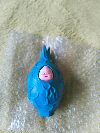 Figura de Egg Majin Buu GKi Dragon Ball Z de 12.5