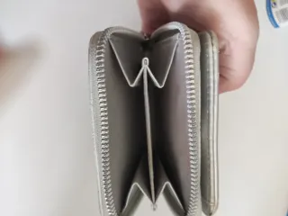 Cartera Desigual floral gris( la plateada regalo)