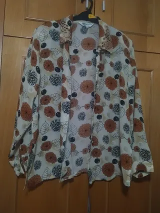 Blusa Estampada Flores Talla 48/50 grande