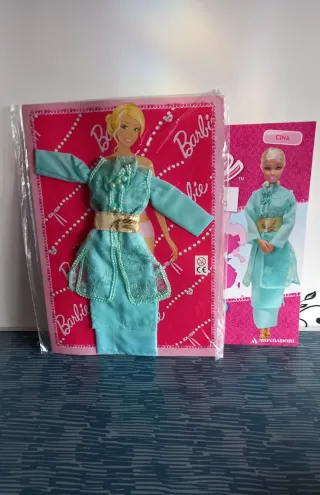 Vestito Barbie Cina Moda nel Mondo