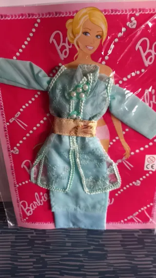 Vestito Barbie Cina Moda nel Mondo