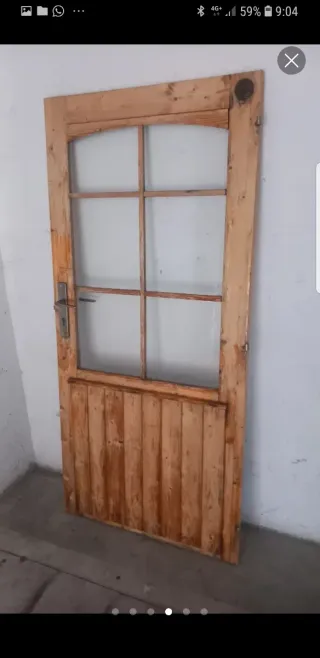Puerta madera y cristal