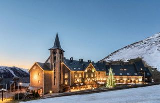 Alojamiento Baqueira hotel 5 estrellas