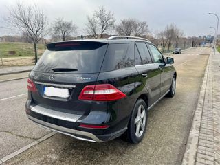 Mercedes-Benz ML350