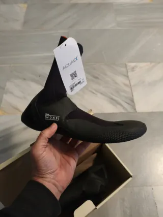 Escarpines Neopreno Suela Rígida Talla 44